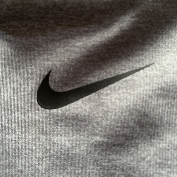 Cute little Nike Sports Bra, new without tags 🏷 - Picture 5 of 5